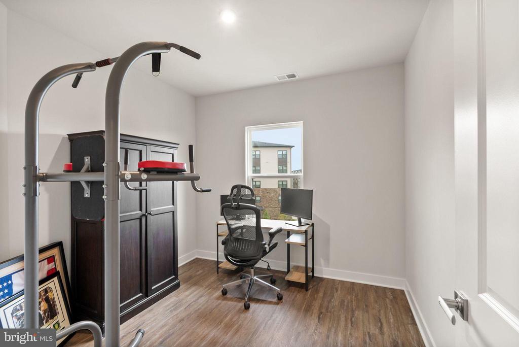 46320 MT MILSTEAD TERRACE 301