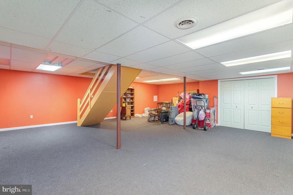 714 Veronica Ln
