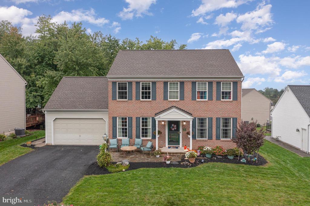 714 Veronica Ln