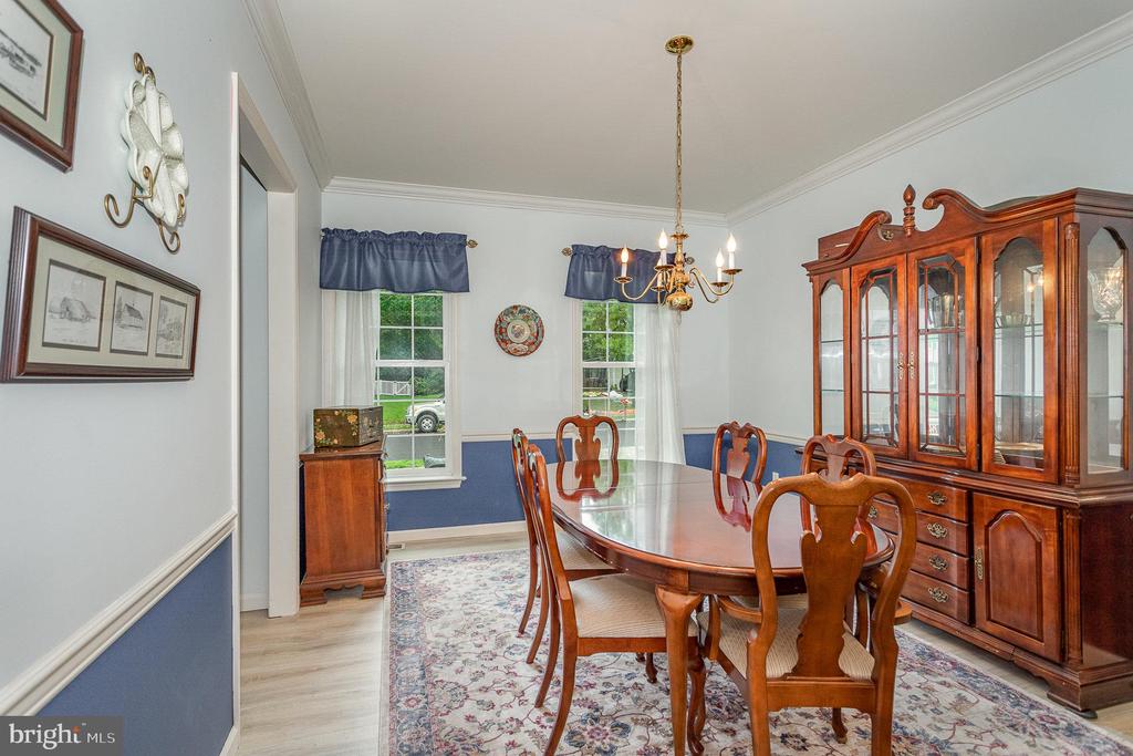 714 Veronica Ln