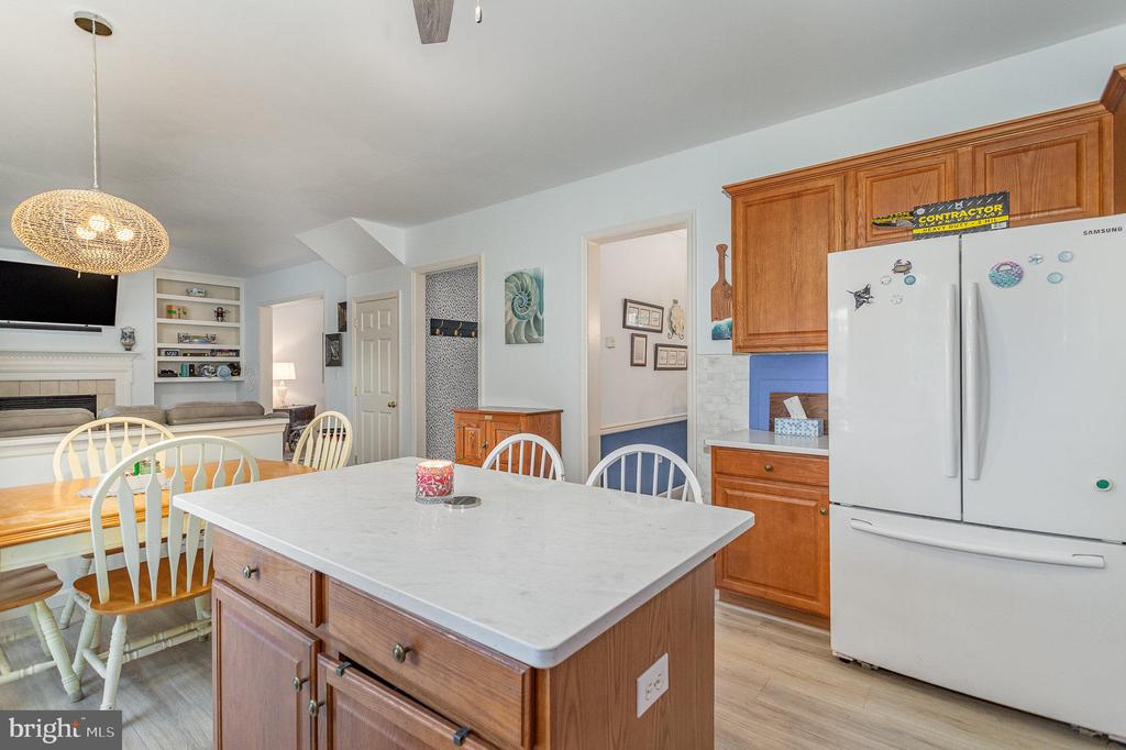 714 Veronica Ln