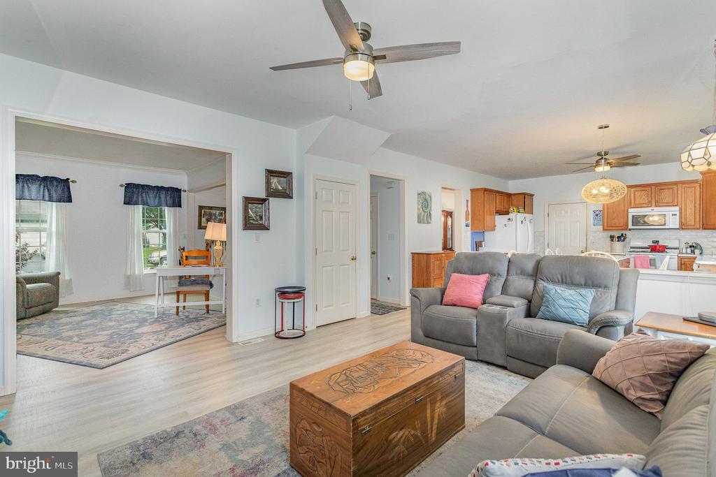 714 Veronica Ln