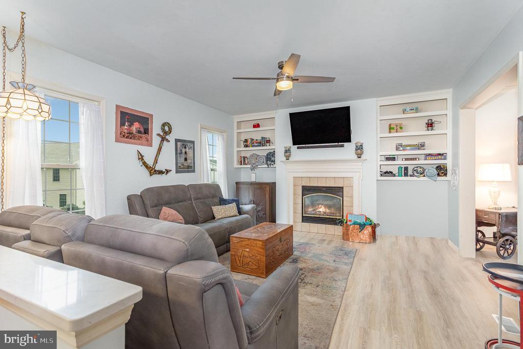 714 Veronica Ln