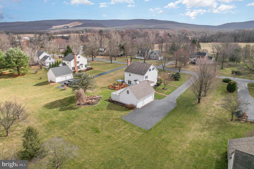 110 E Yellow Breeches Rd