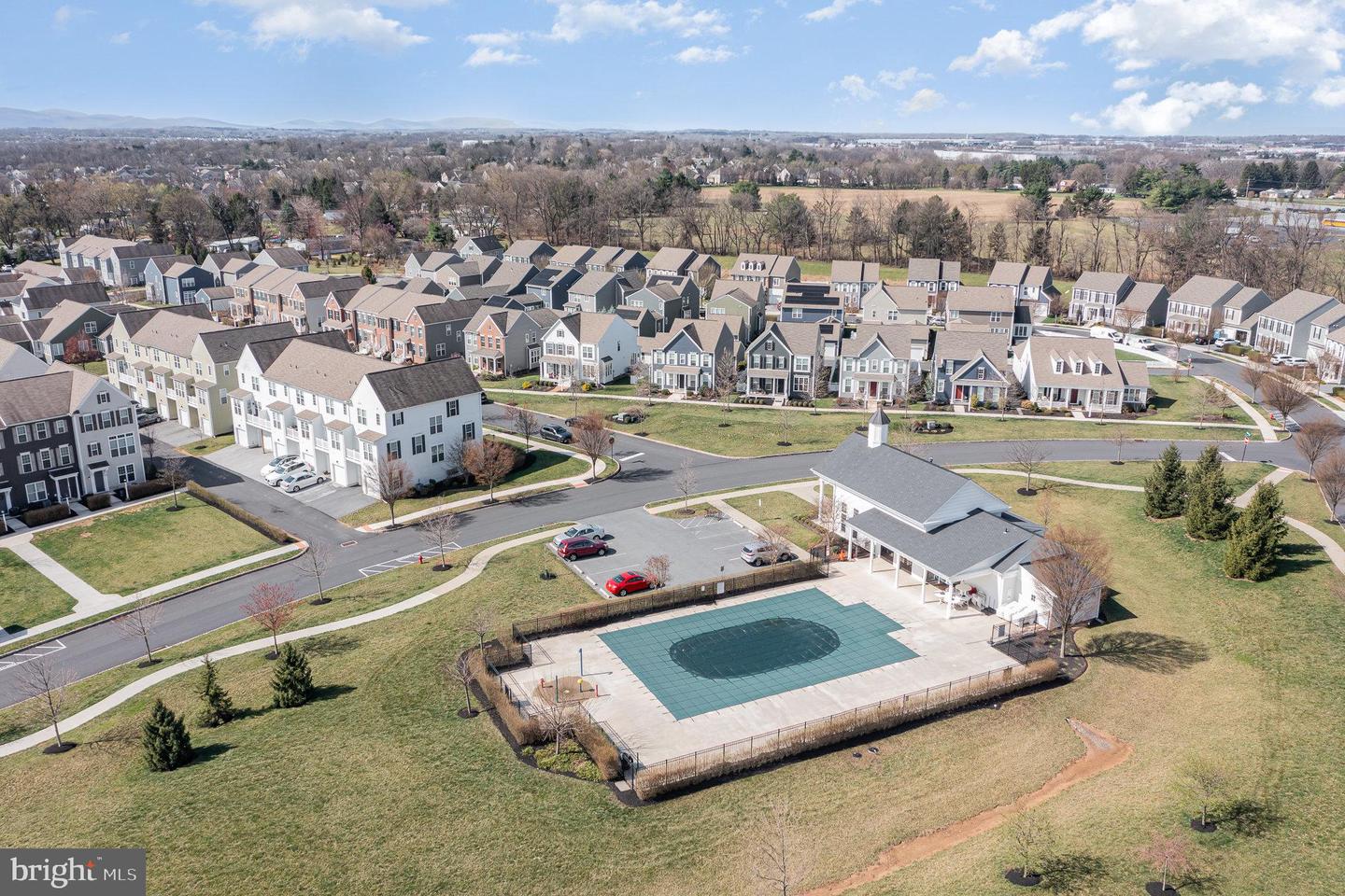 419 Old Farm Ln