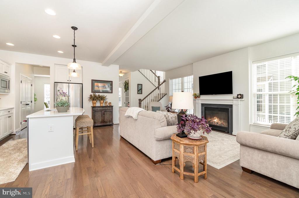 419 Old Farm Ln