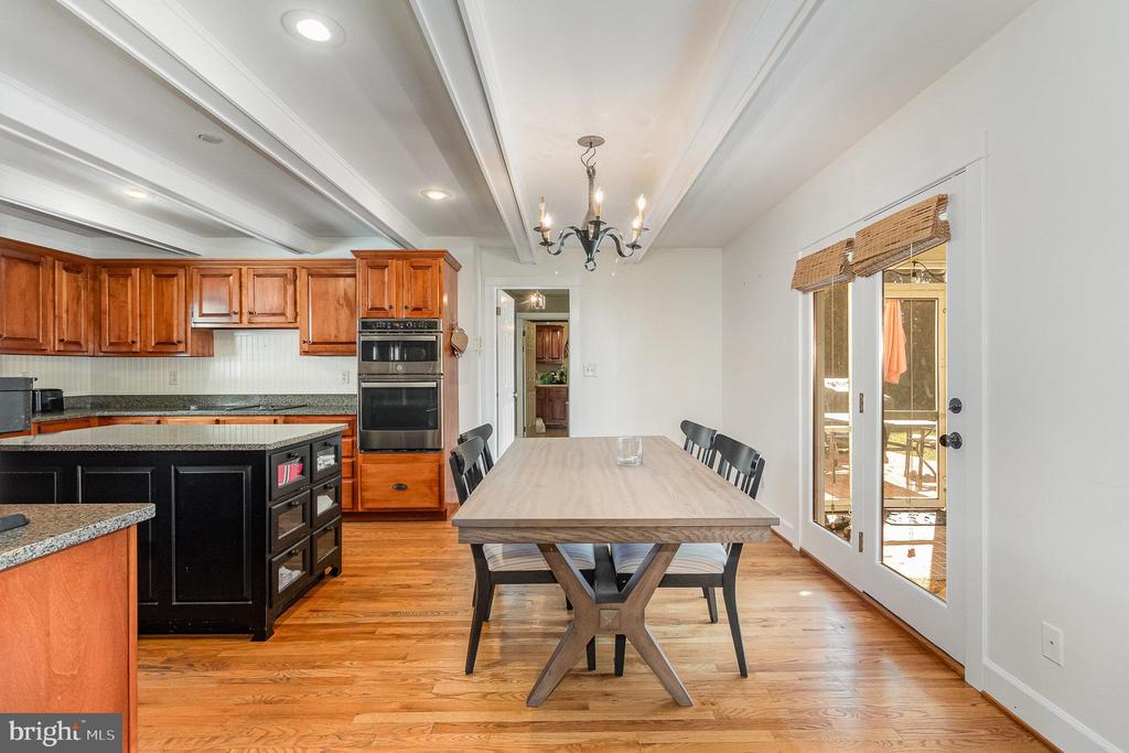 815 WELLINGTON DR