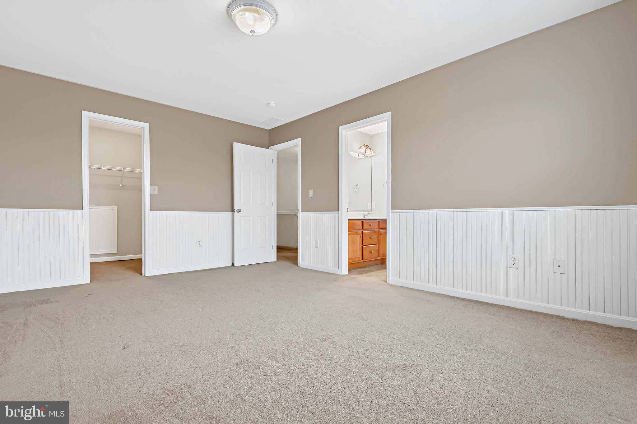 215 STONEHEDGE DR