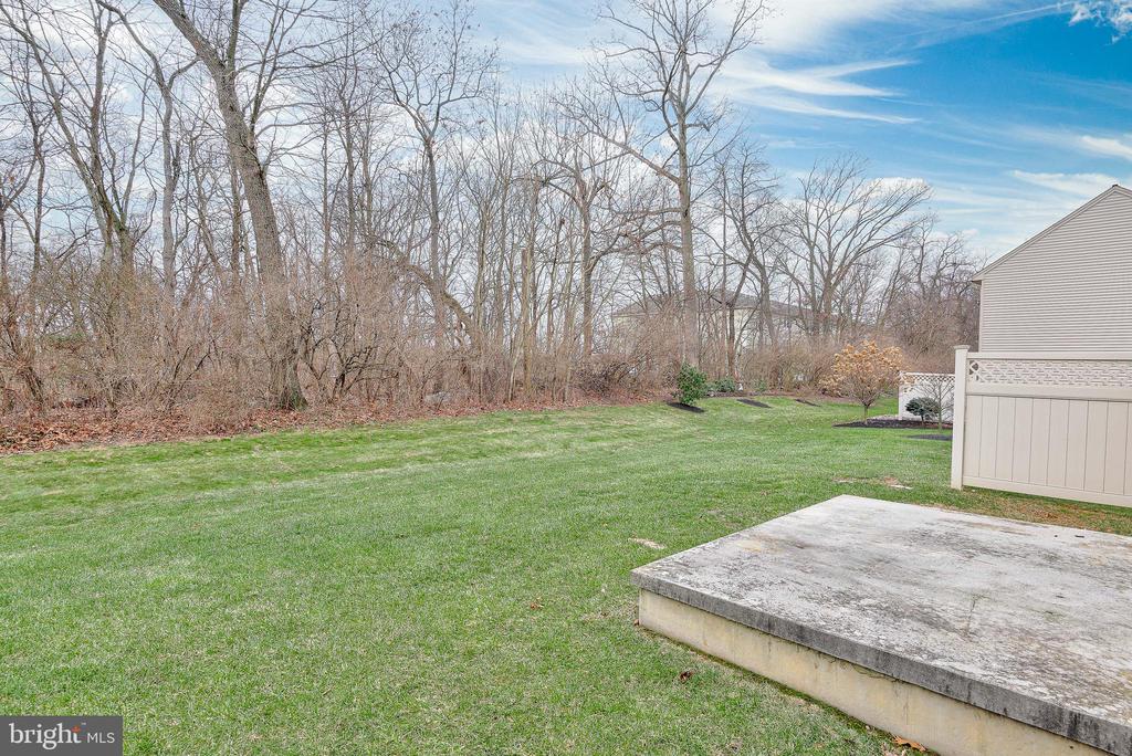 215 STONEHEDGE DR