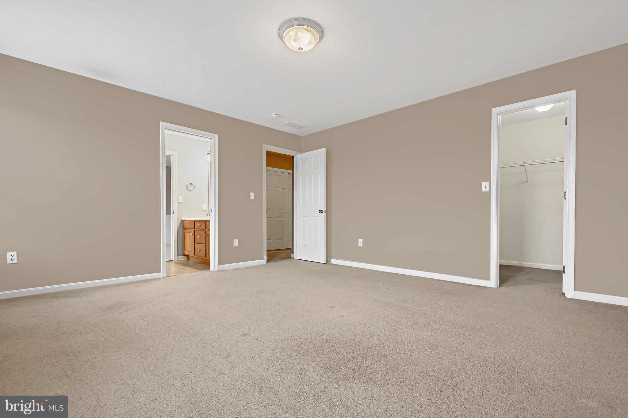 215 STONEHEDGE DR