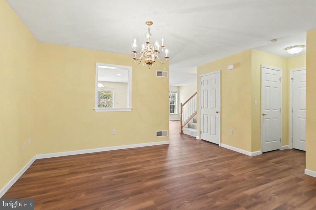 1167 CROSS CREEK DRIVE