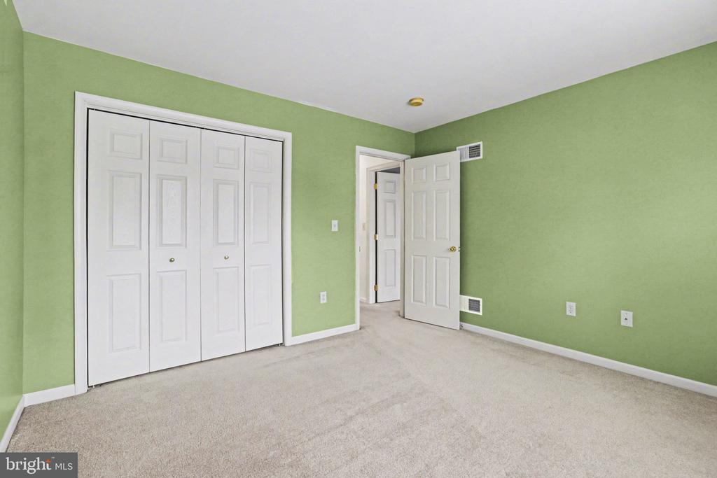 1167 CROSS CREEK DRIVE