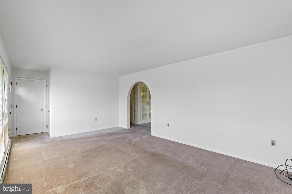 917 WERTZVILLE ROAD