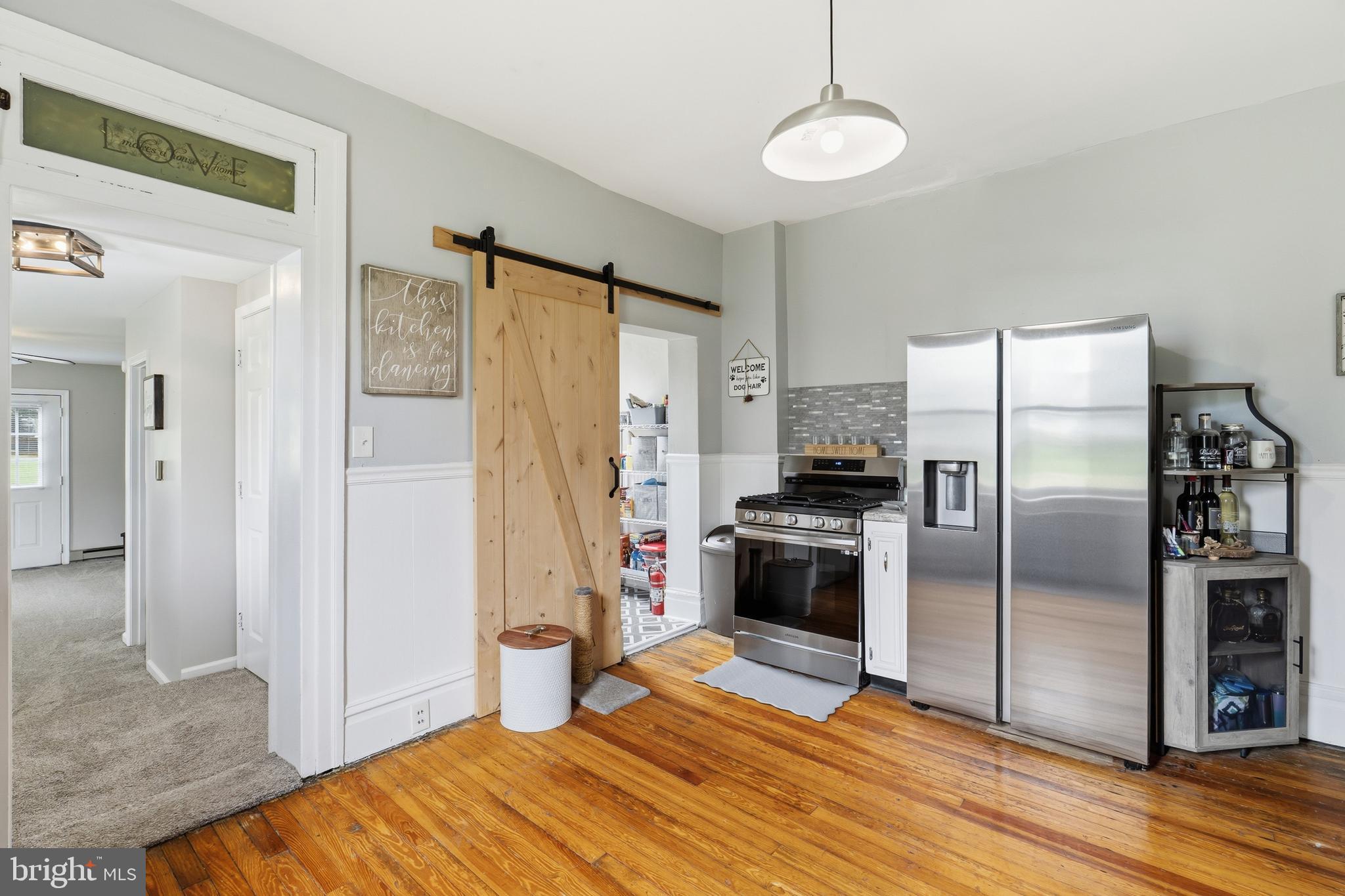 513 S 3RD STREET