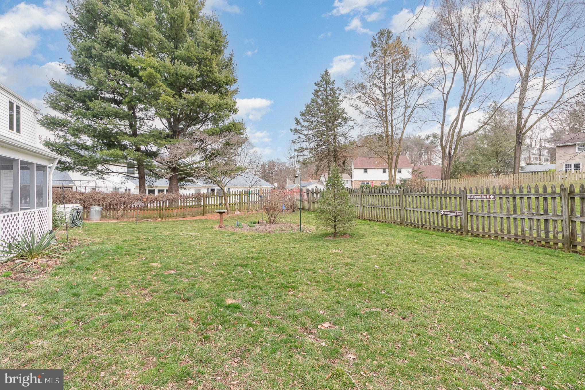 803 Plymouth Rd