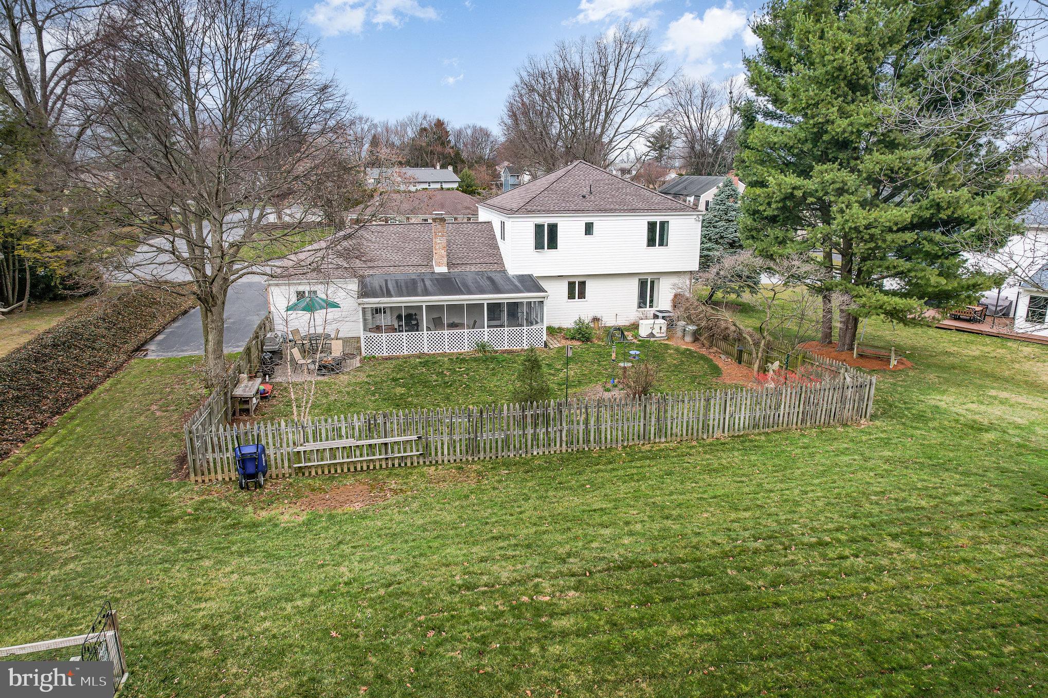 803 Plymouth Rd