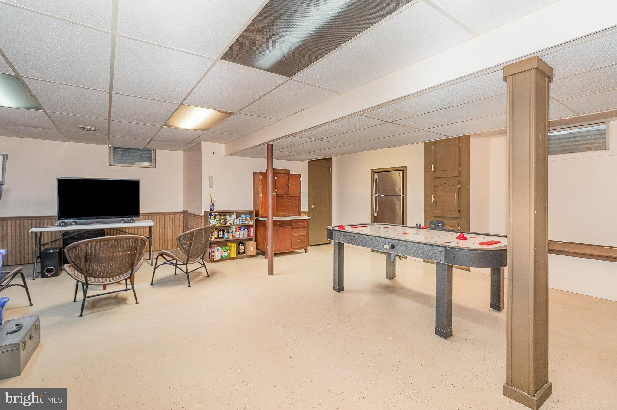 803 Plymouth Rd