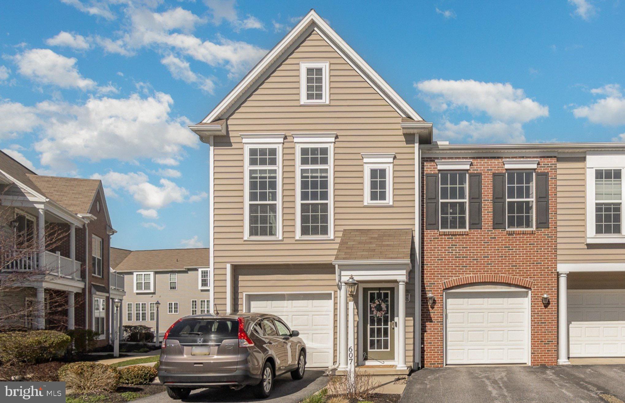 607 Darby Ct