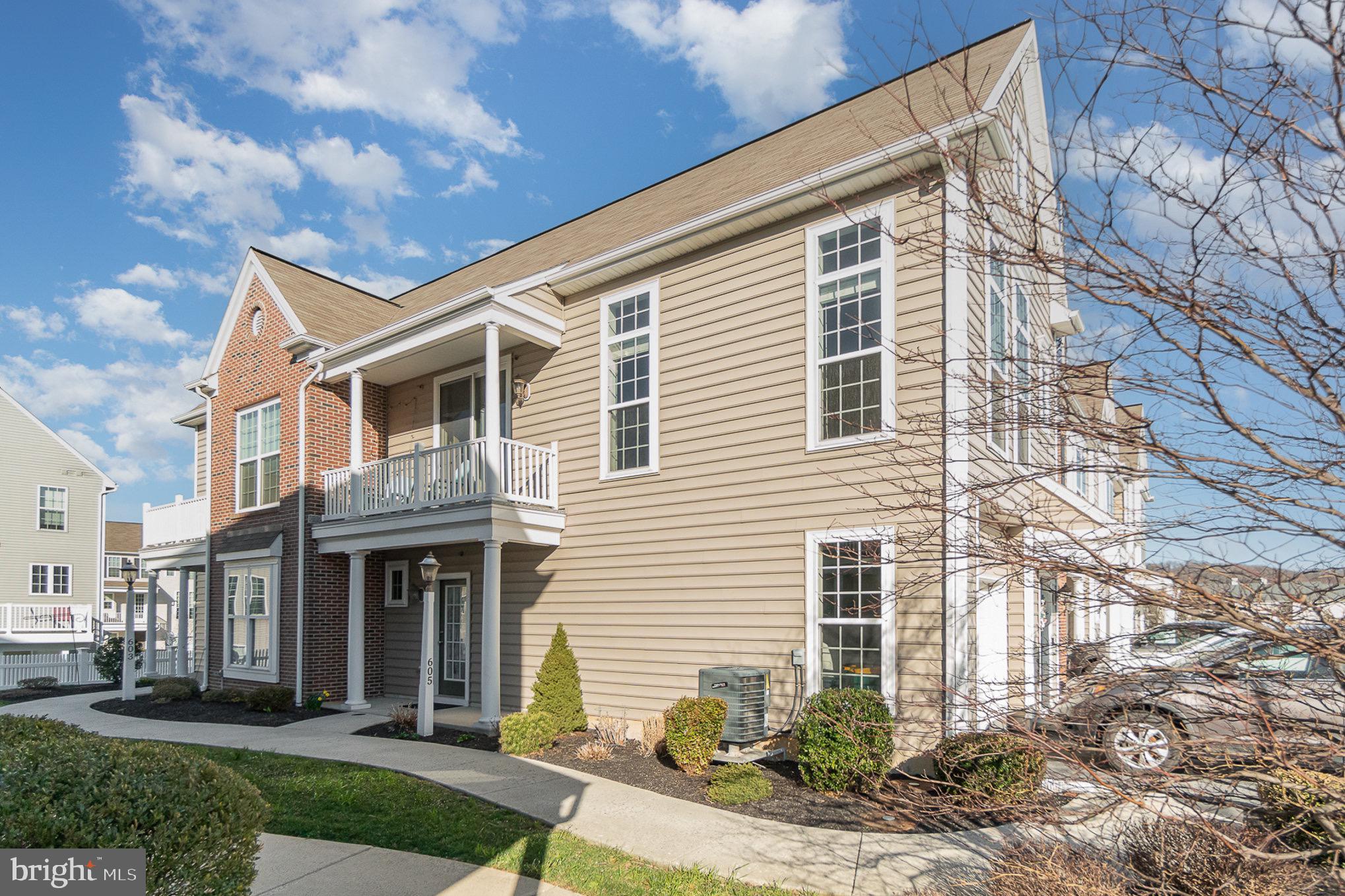 607 Darby Ct