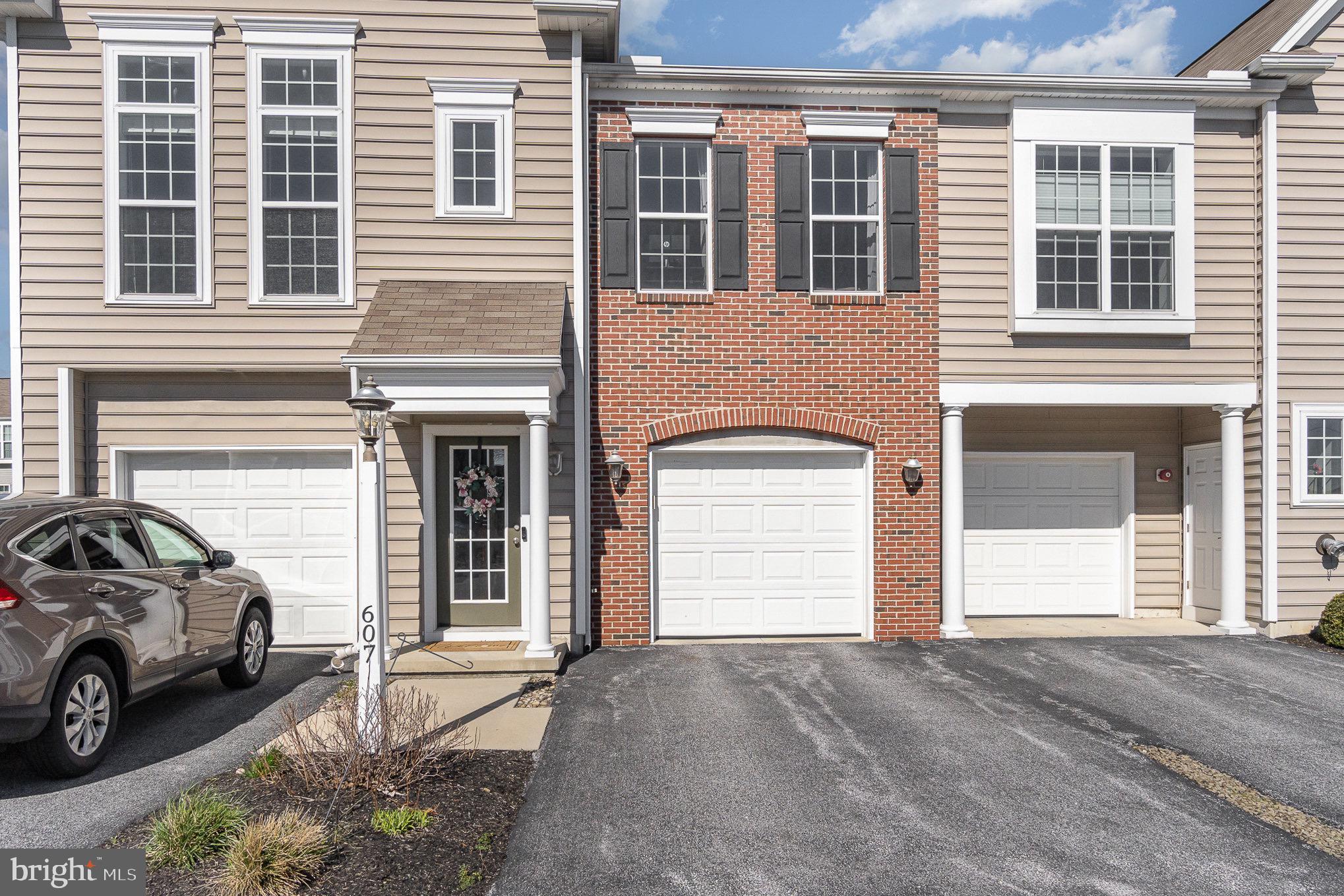 607 Darby Ct