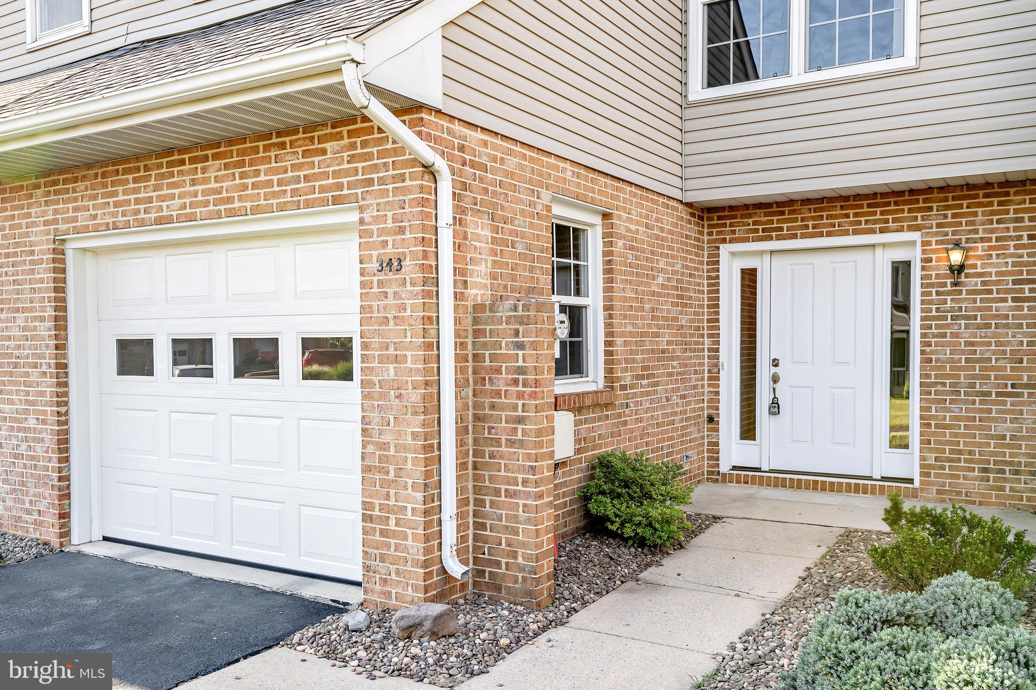 343 Jonathan Ct