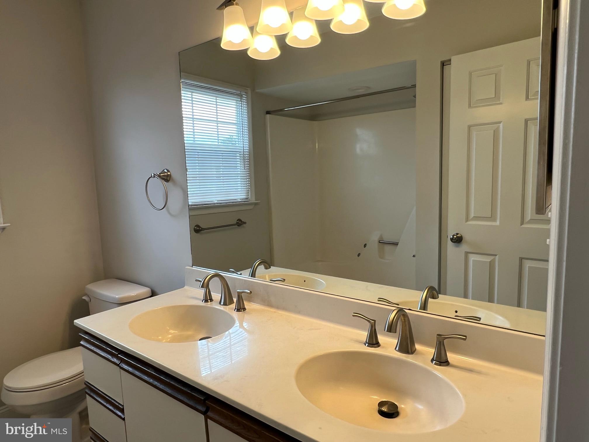 343 Jonathan Ct