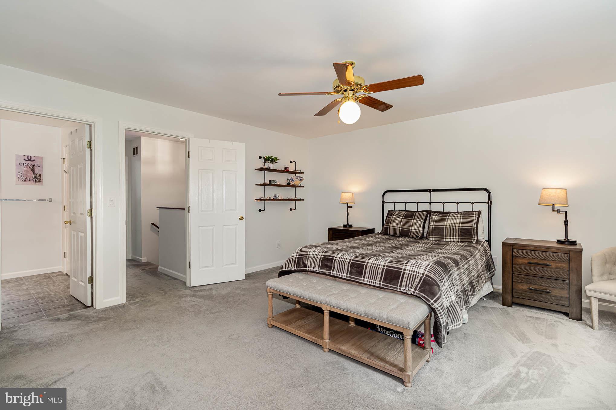 119 Hiddenwood Dr