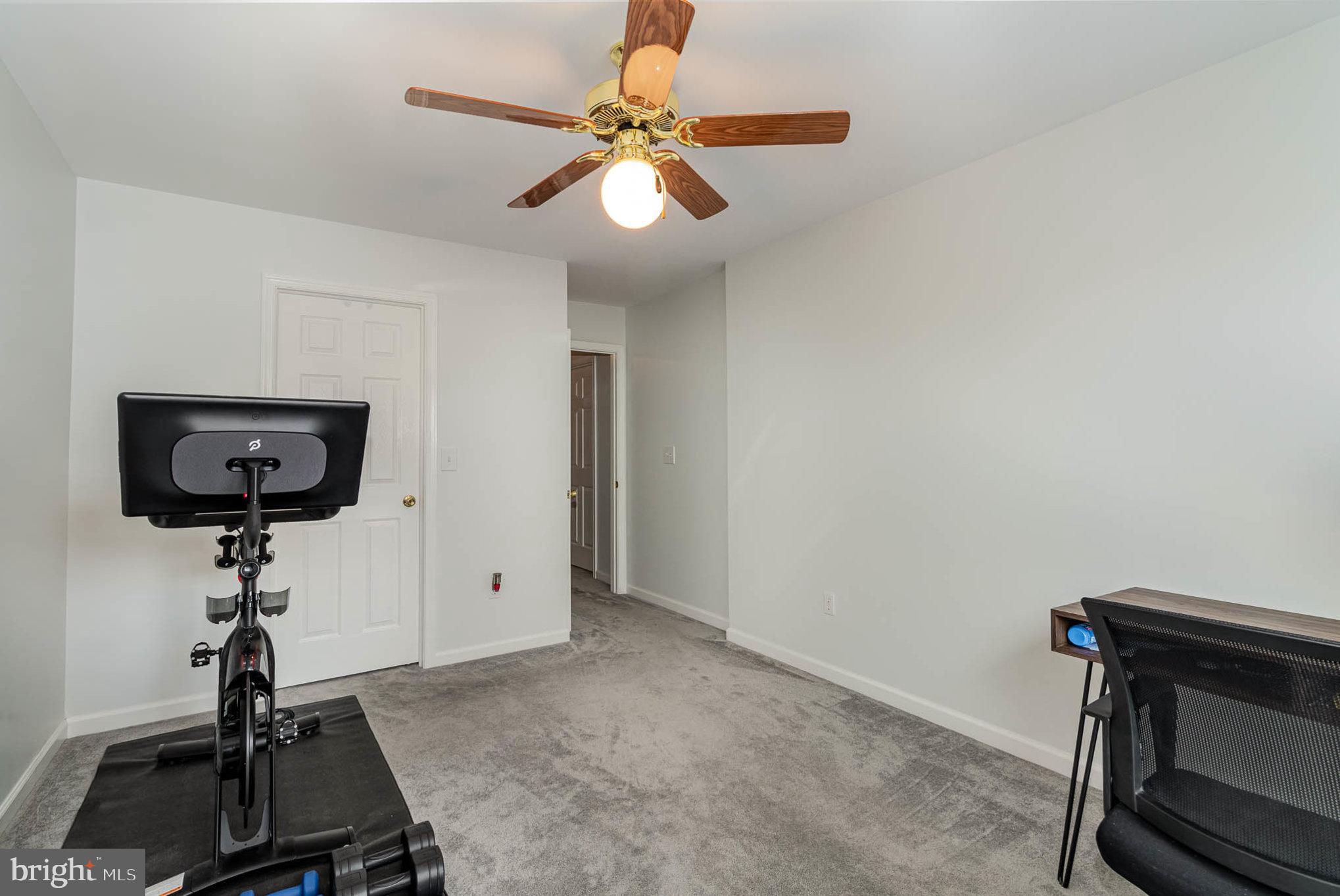 119 Hiddenwood Dr