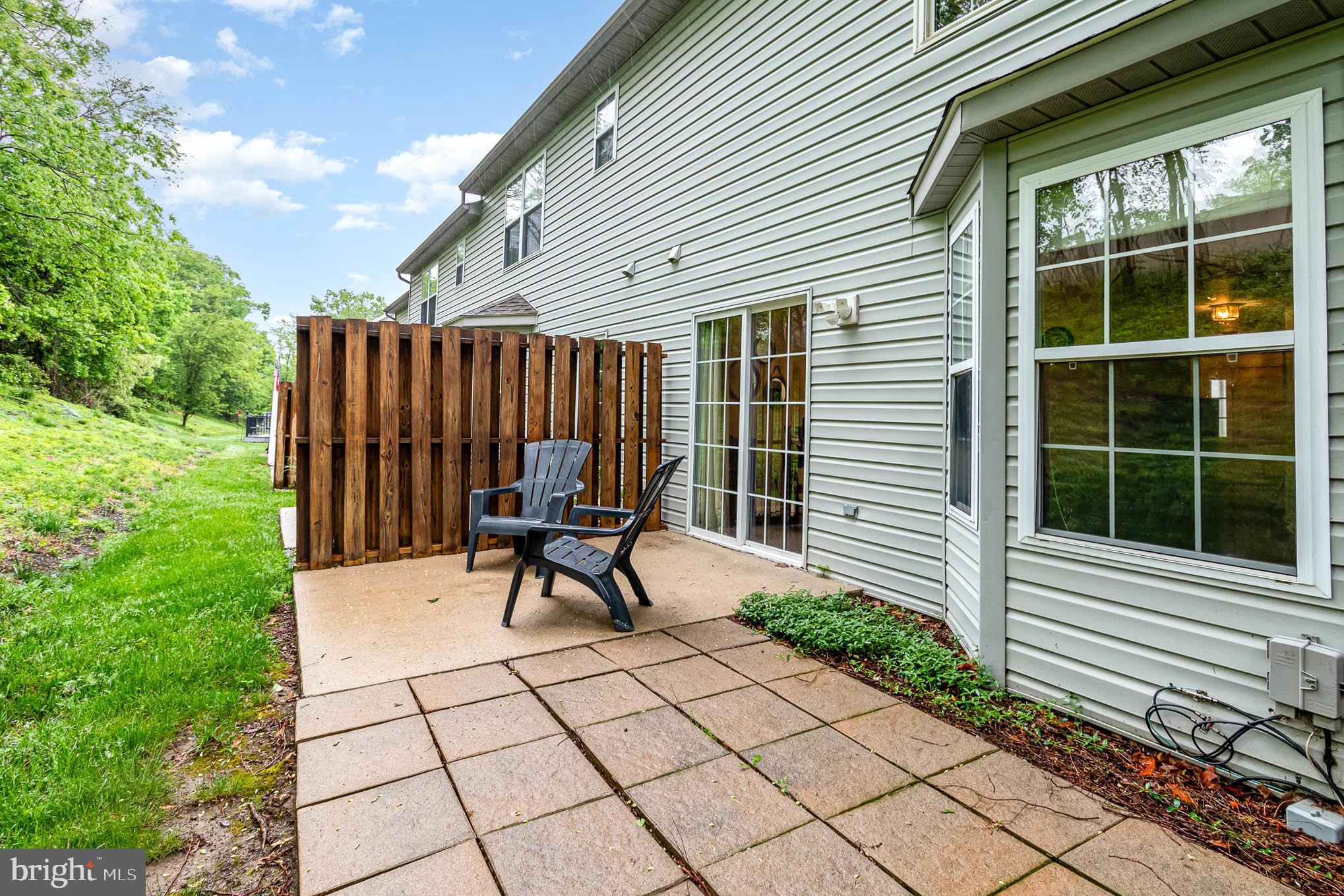 119 Hiddenwood Dr