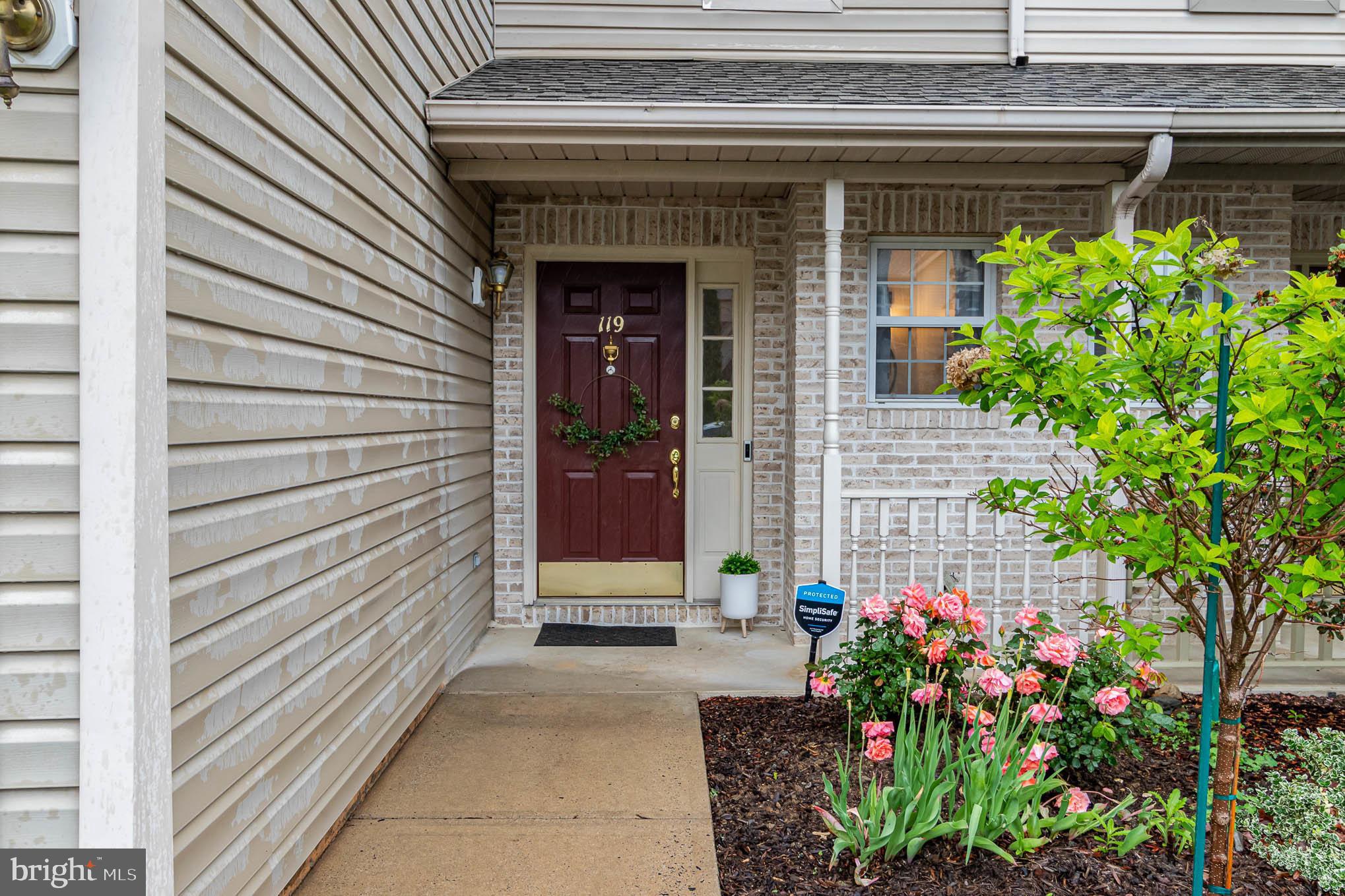 119 Hiddenwood Dr