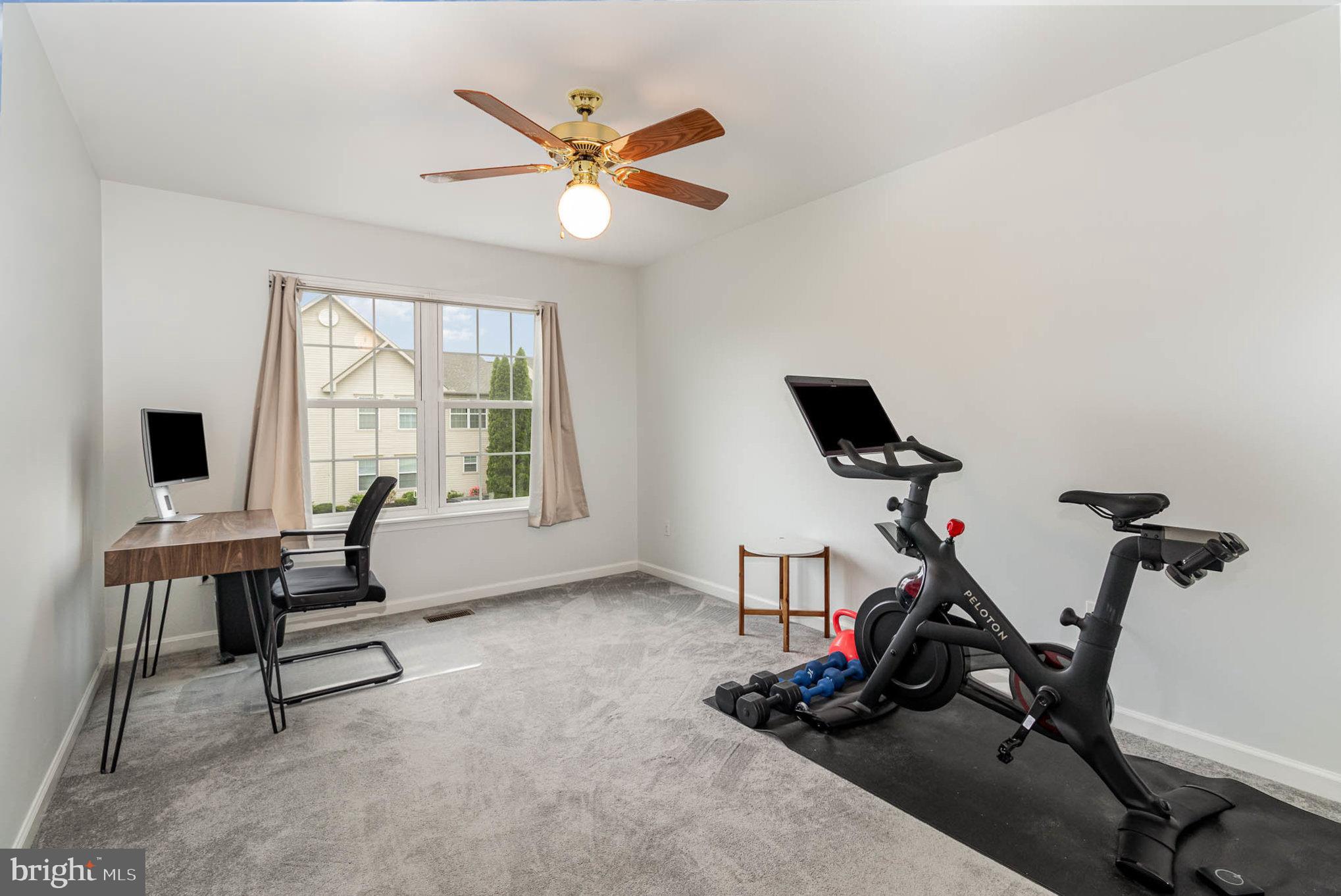 119 Hiddenwood Dr