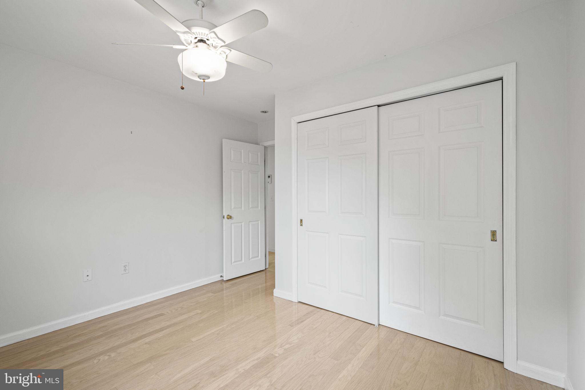 262 Crescent Dr