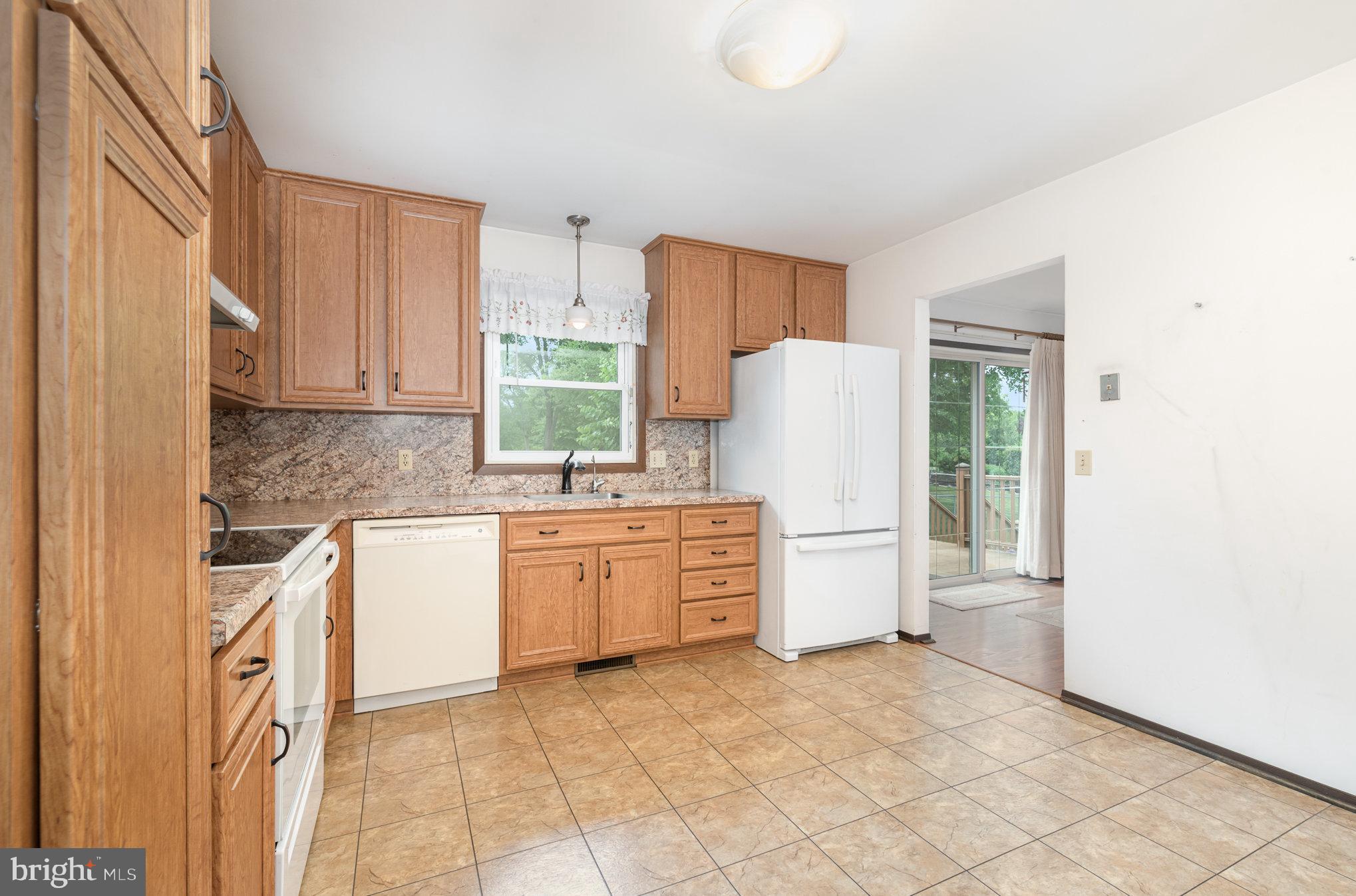 19 Mondale Cir