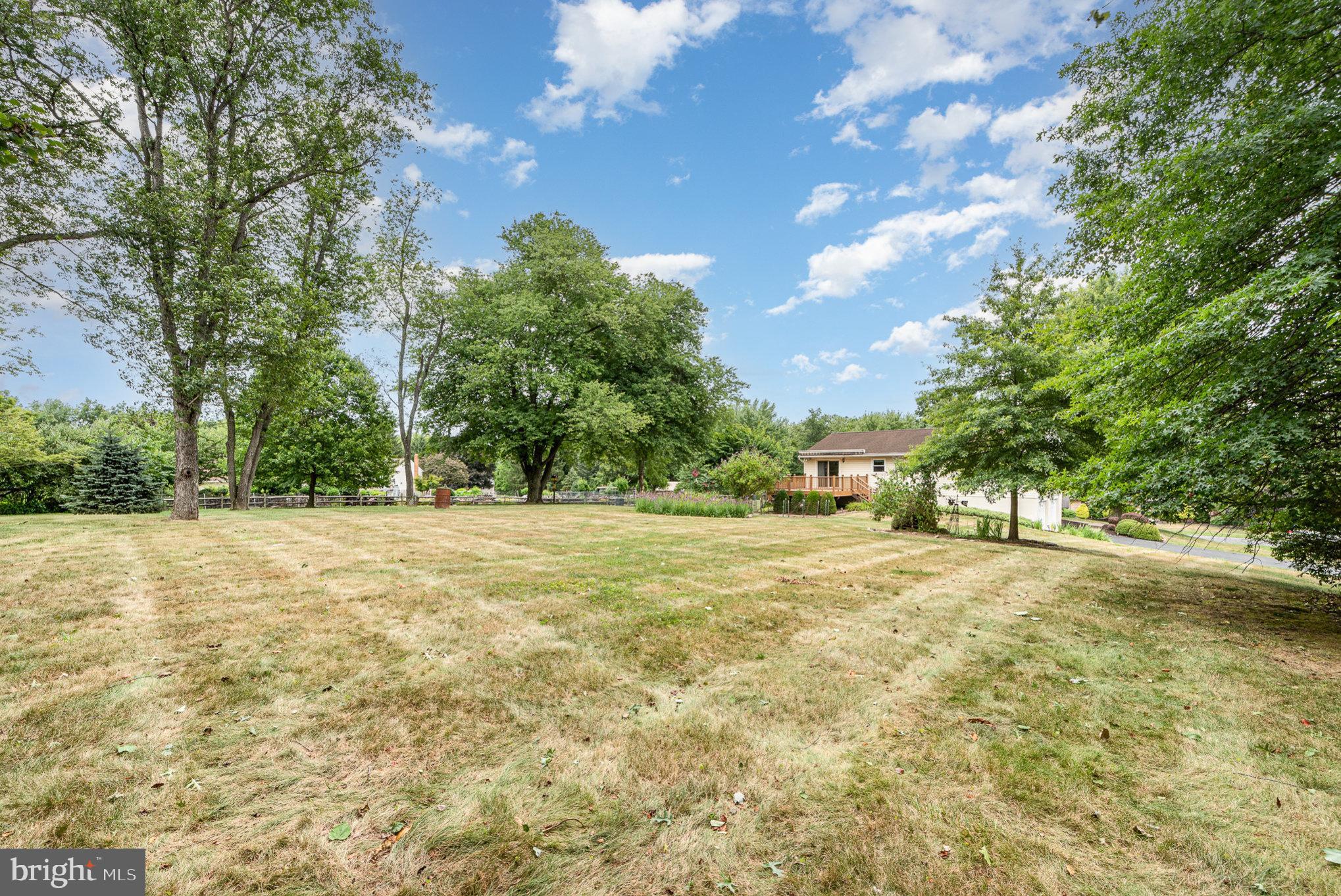 19 Mondale Cir