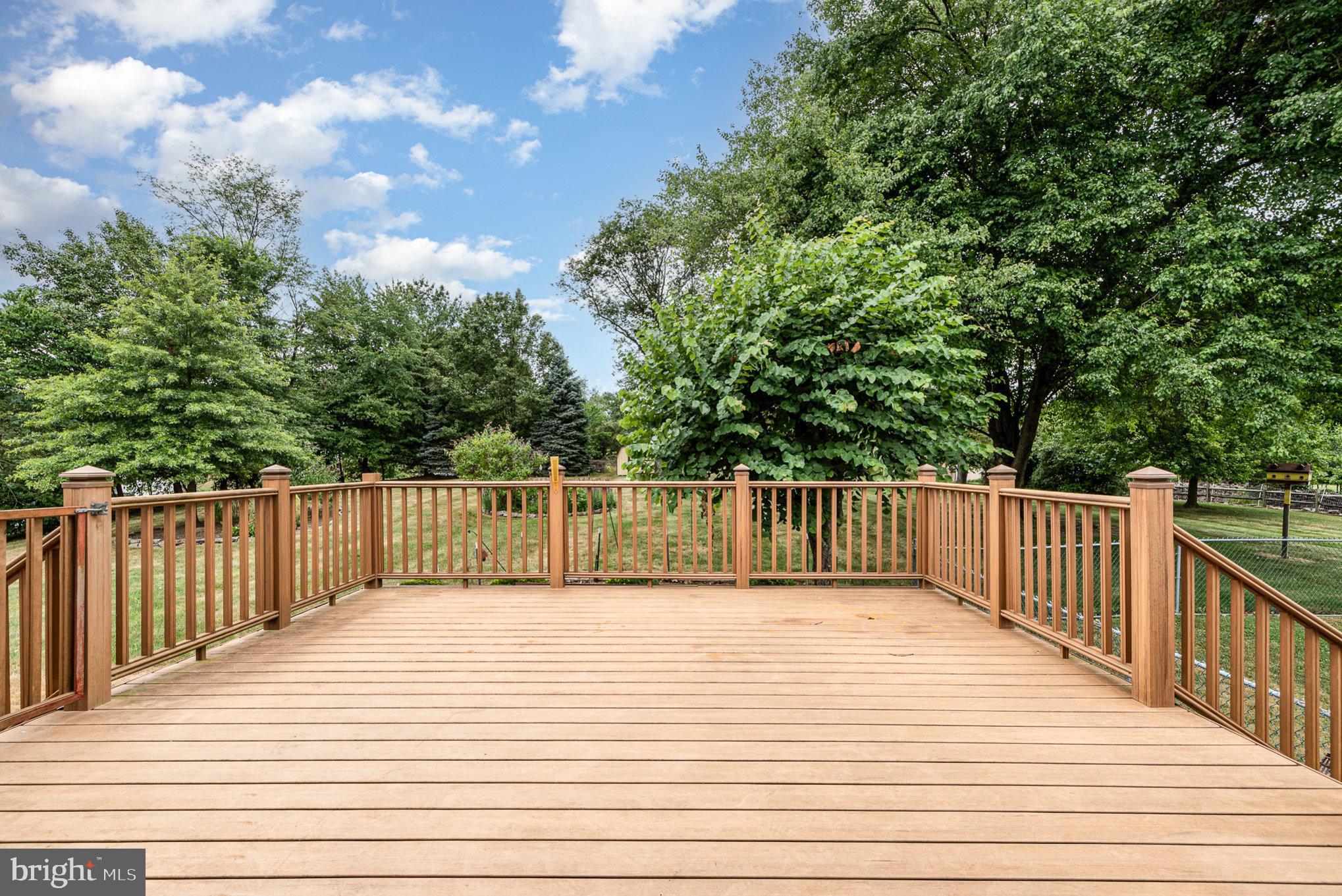 19 Mondale Cir