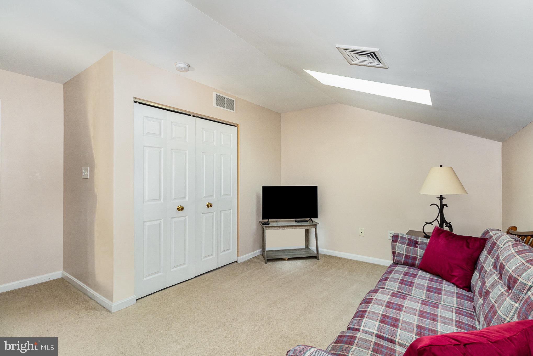 148 Kestrel Ct