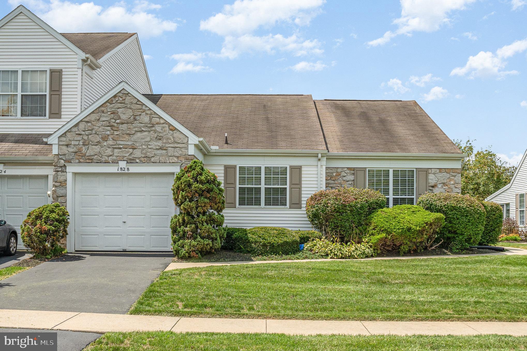 1828 Deer Run Dr