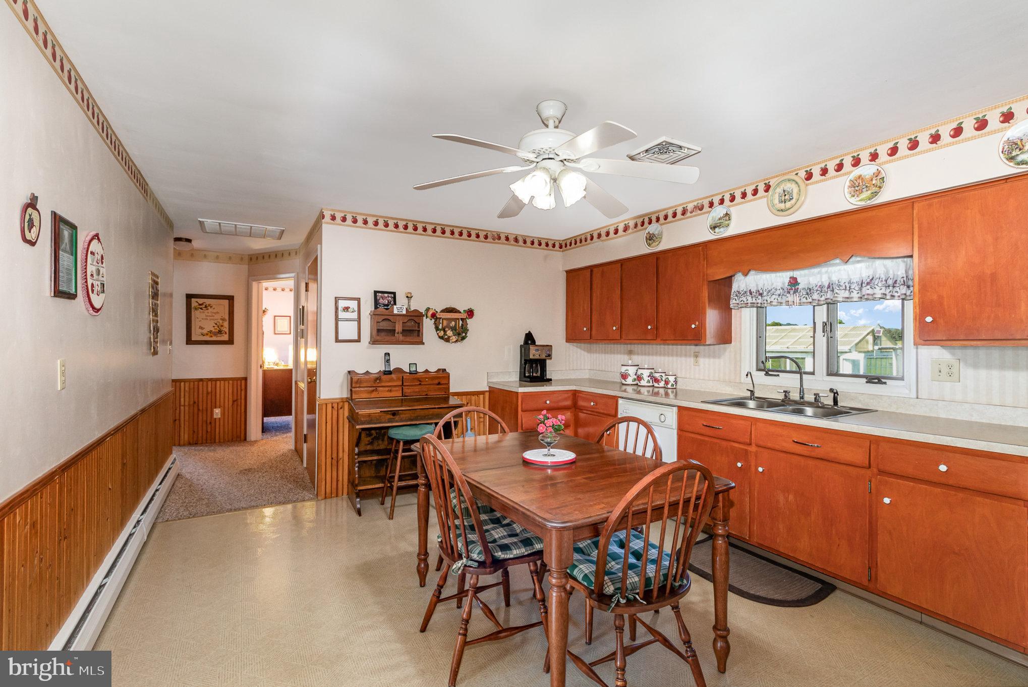 6669 Schoolhouse Rd