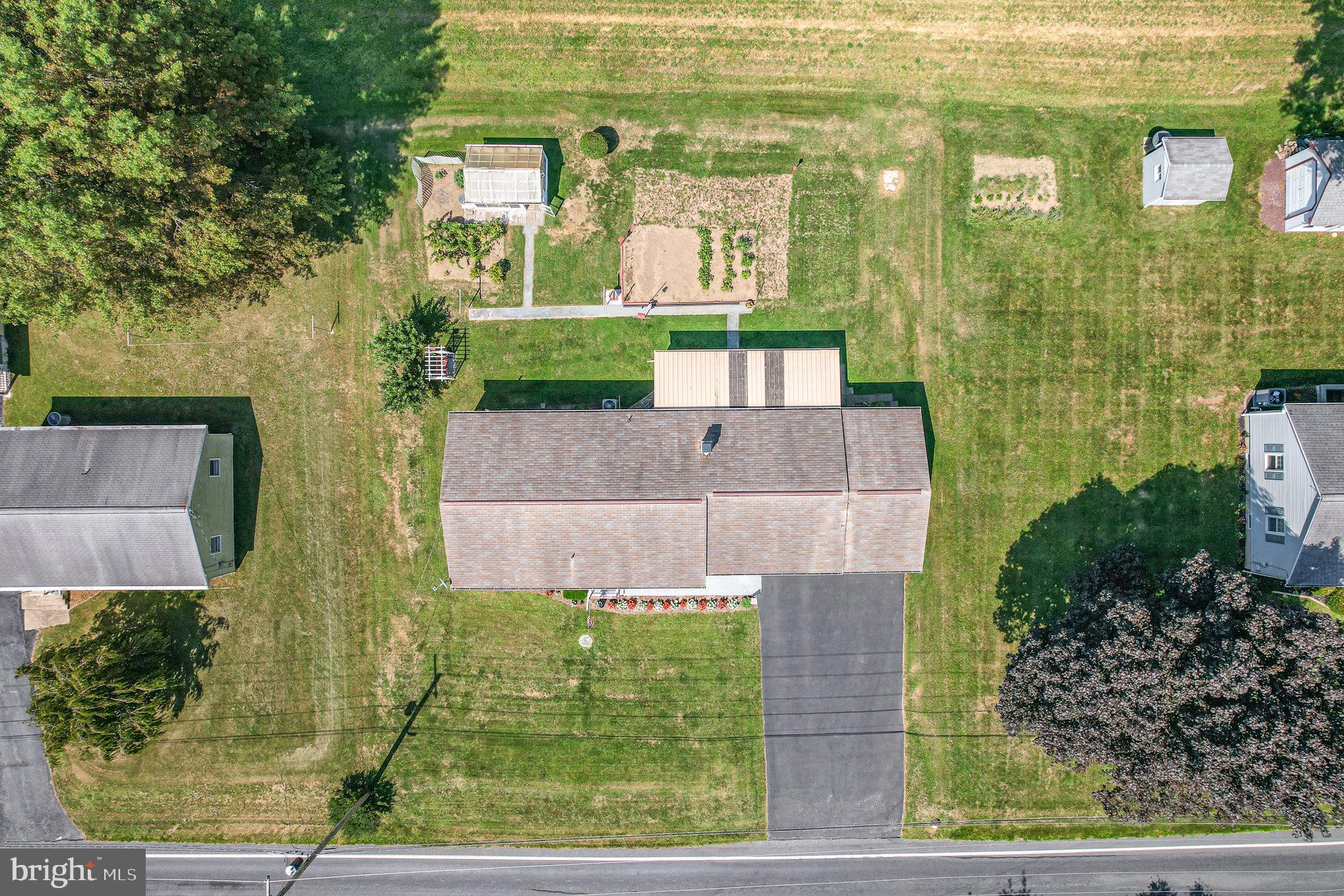 6669 Schoolhouse Rd