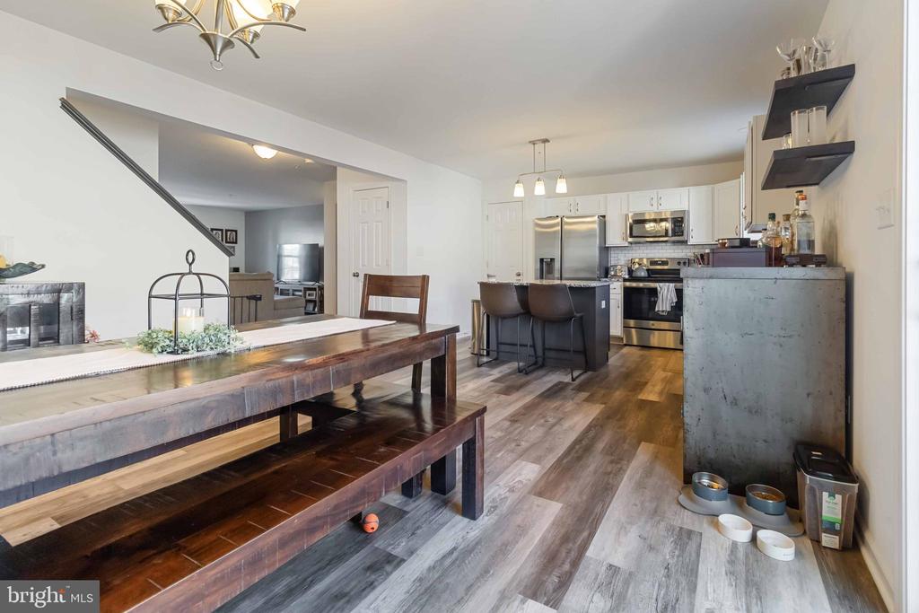 2312 Bartlett Rd