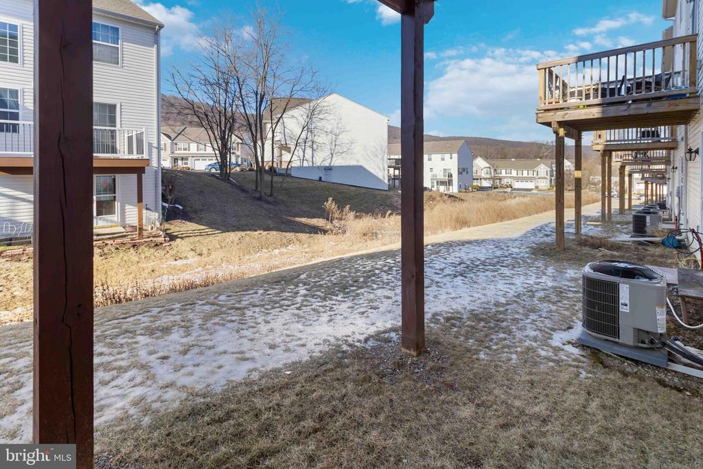 2312 Bartlett Rd