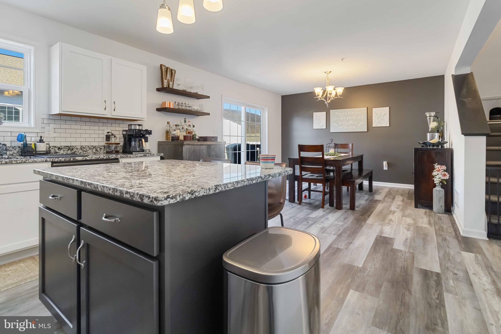 2312 Bartlett Rd