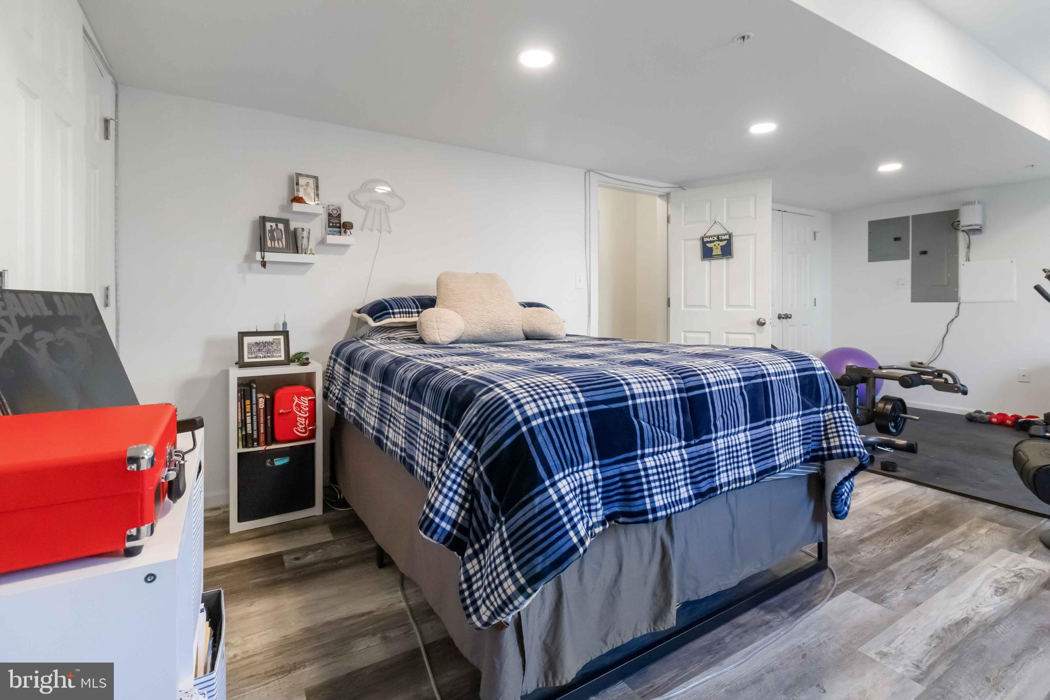 2312 Bartlett Rd