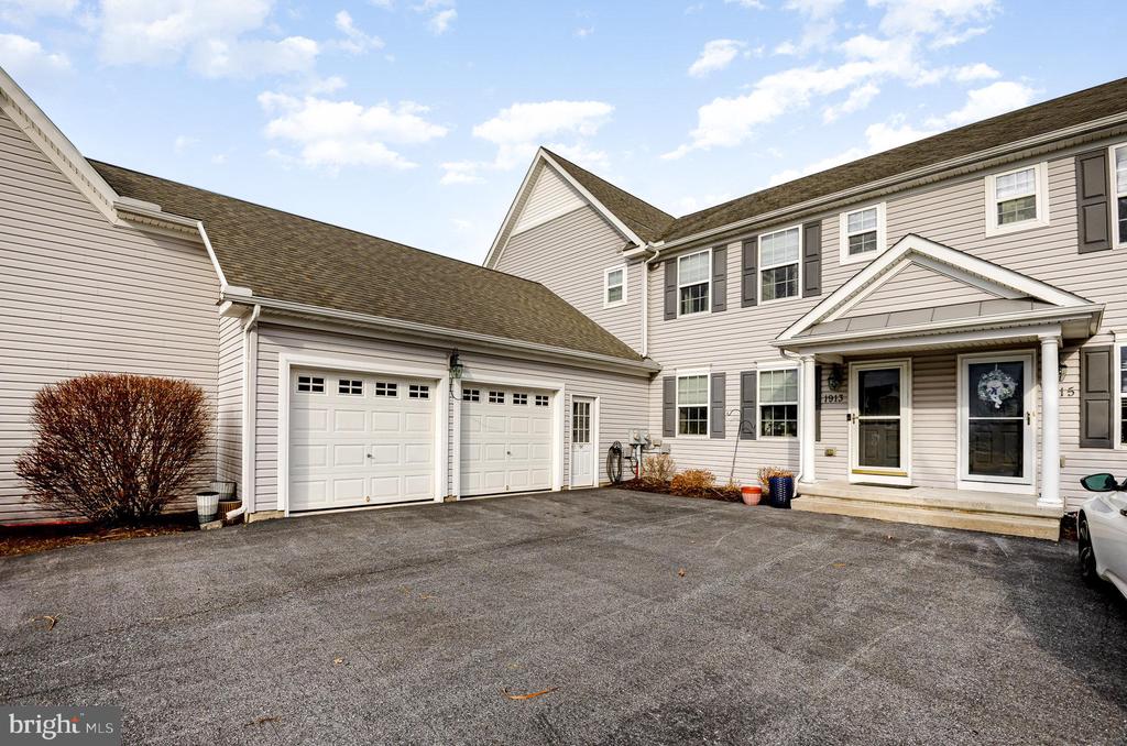 1913 Preserve Ln