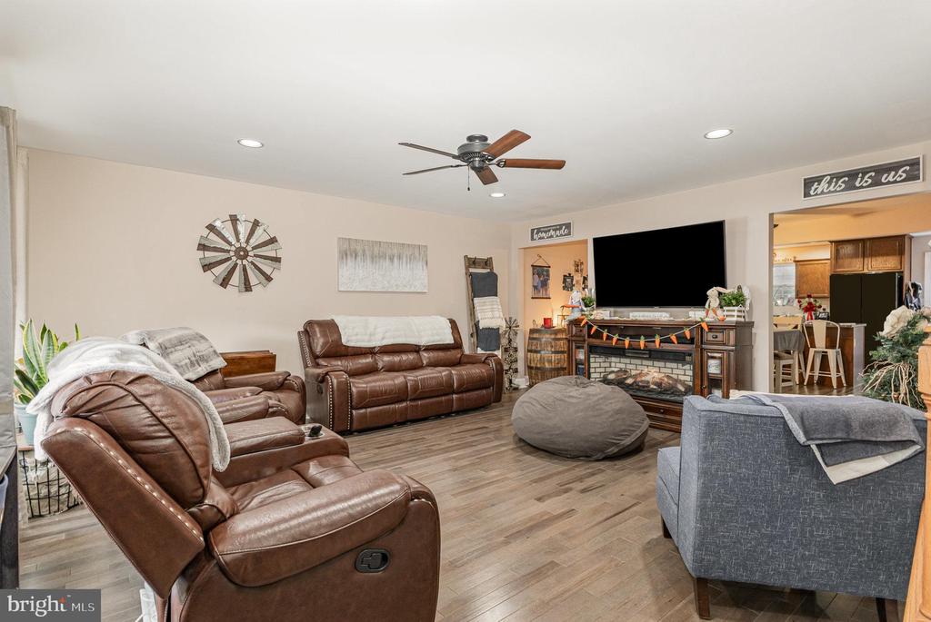 1913 Preserve Ln