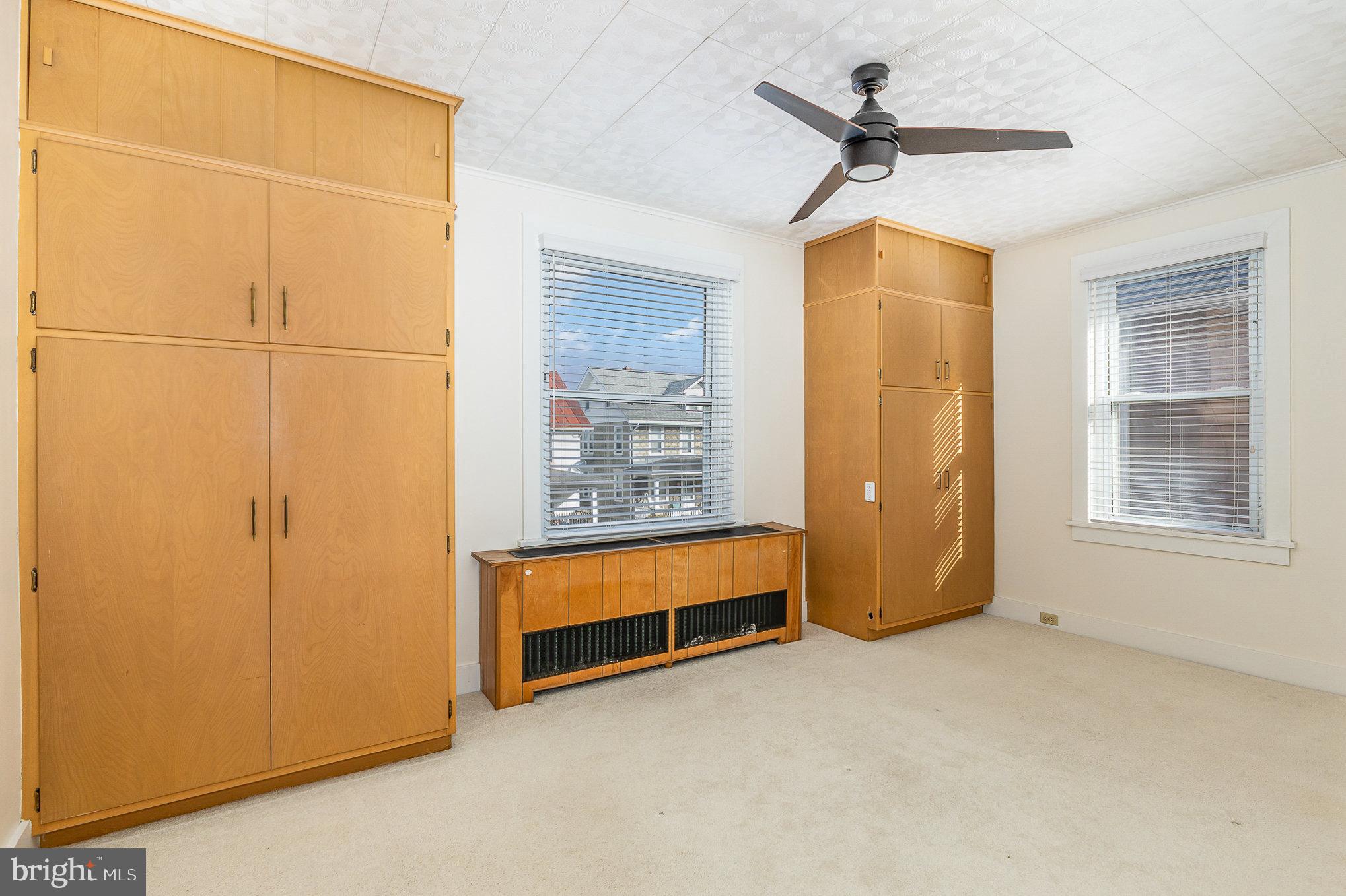 72 W Granada Ave