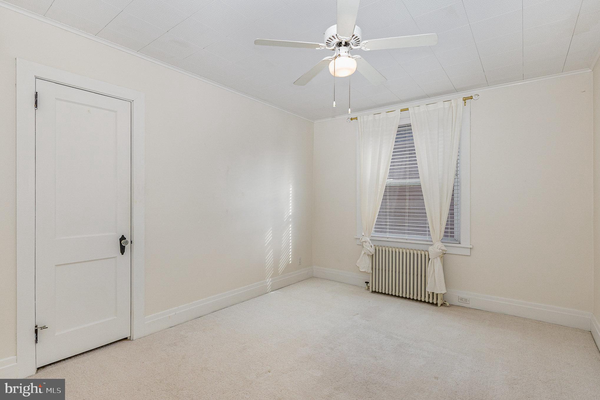 72 W Granada Ave