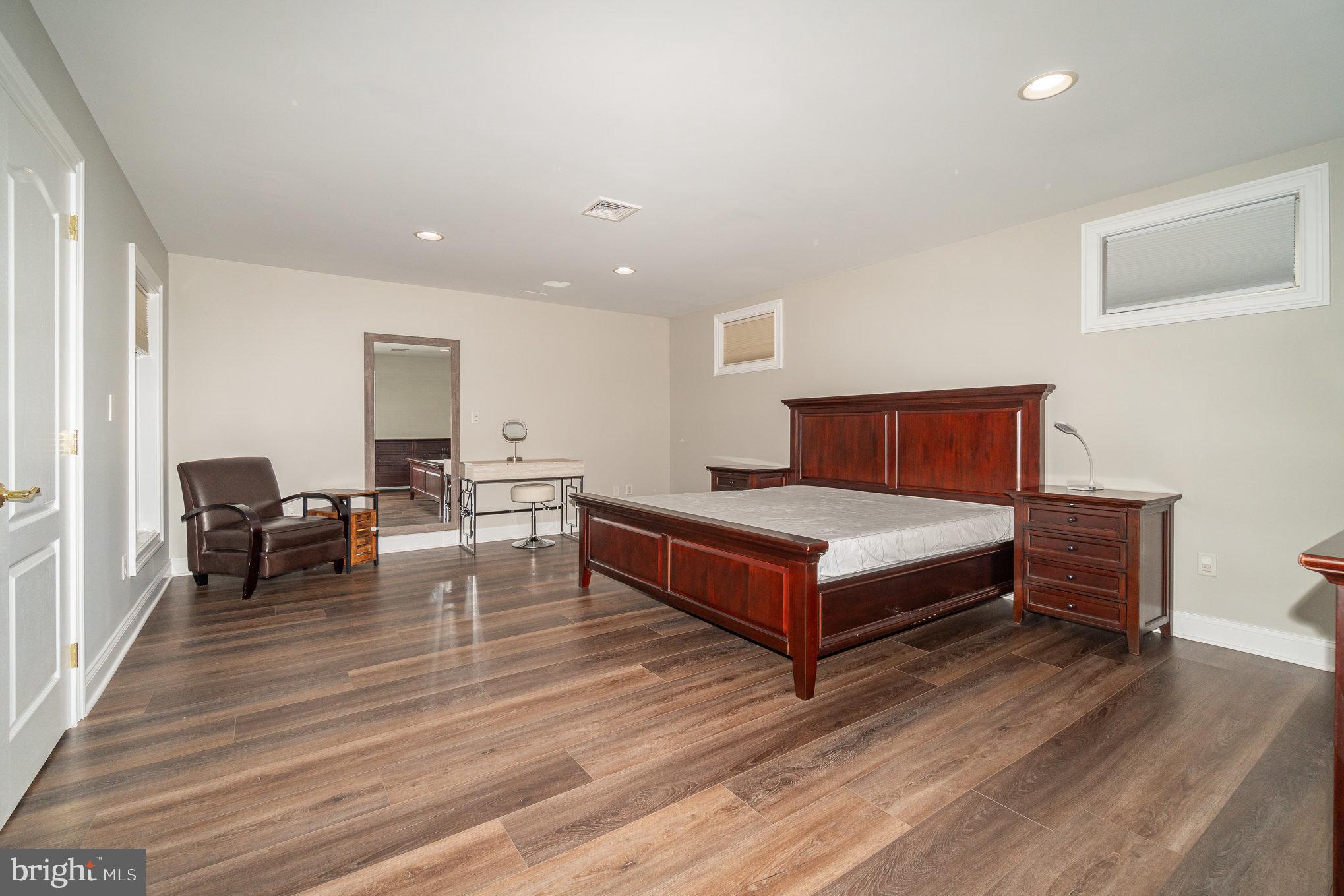 479 English Ivy Ct
