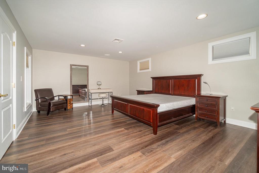 479 English Ivy Ct