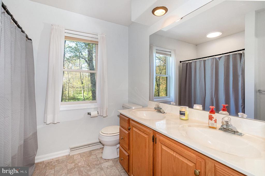 3503 Hickory Hollow Rd